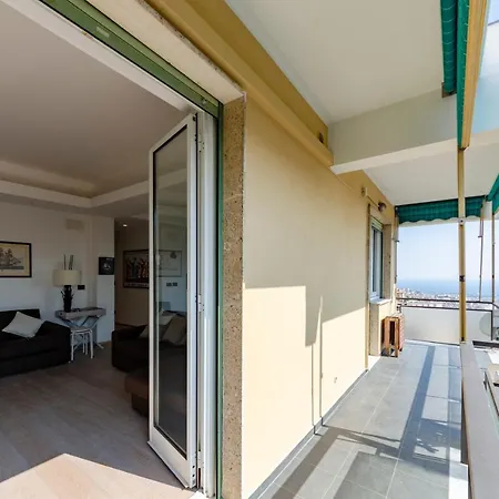 Joivy Great Flat With Sea View Genoa